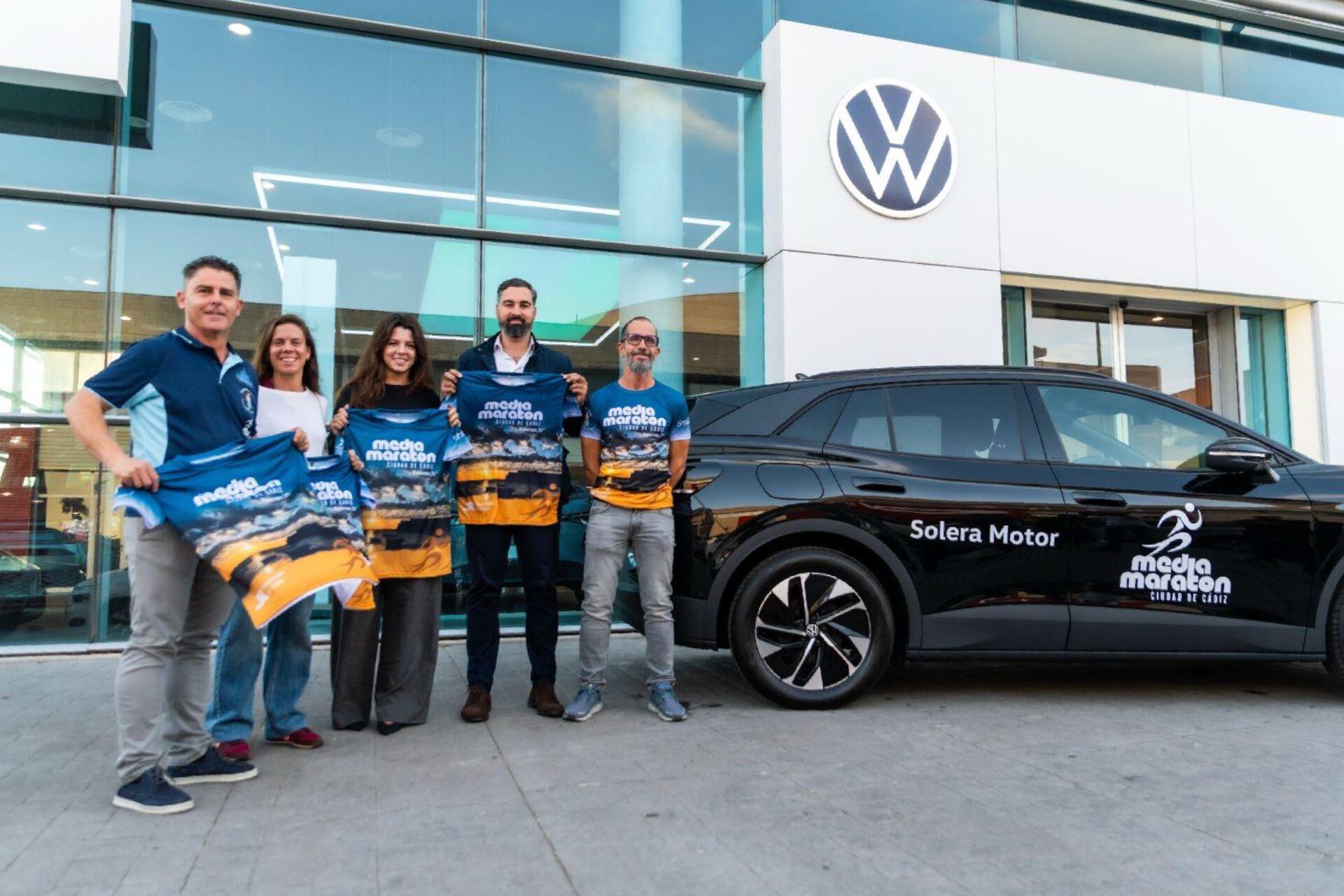 Solera Motor Volkswagen impulsa la II Media Maratón Ciudad de Cádiz